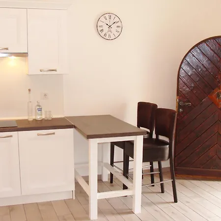 Apartment Stonehouse